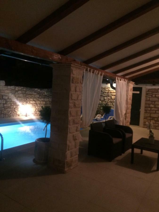 Lory Villa Sveti Lovreč Pazenatički Dış mekan fotoğraf